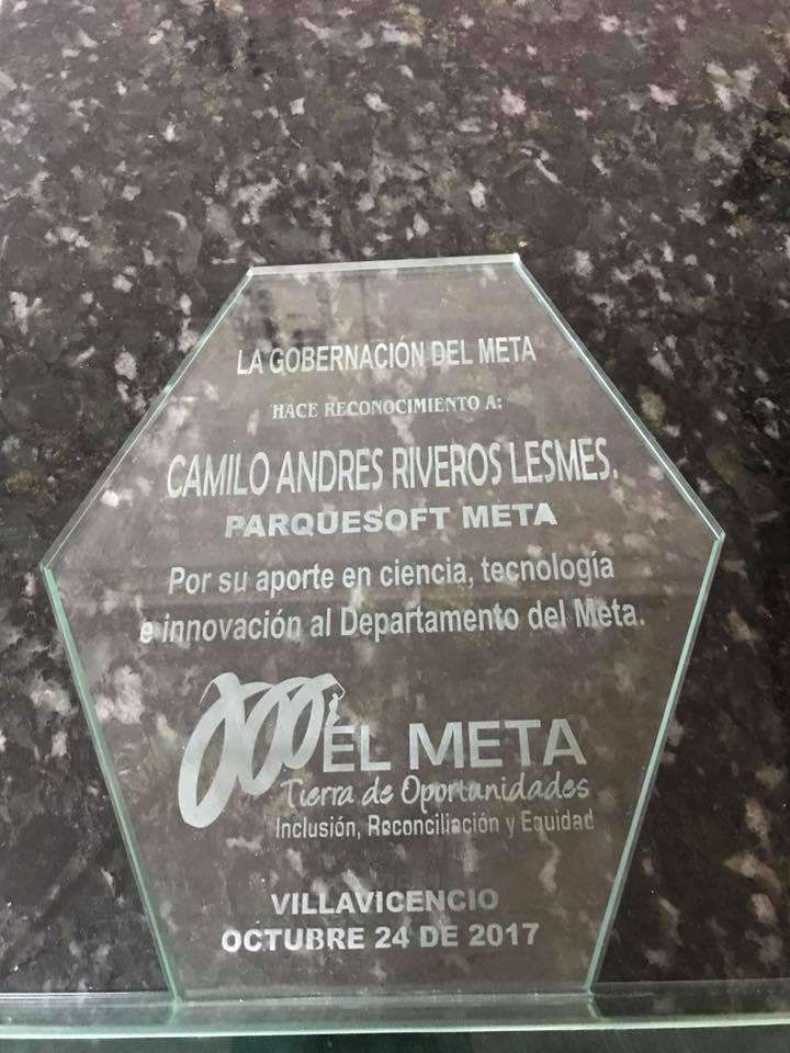 deVillavicencio's tweet photo. RT @ParquesoftMet: Reconocimiento a @camiand y #ParqueSoftMeta por el "aporte en ciencia, tecnología e innovación" https://t.co/qzrTSuloNO