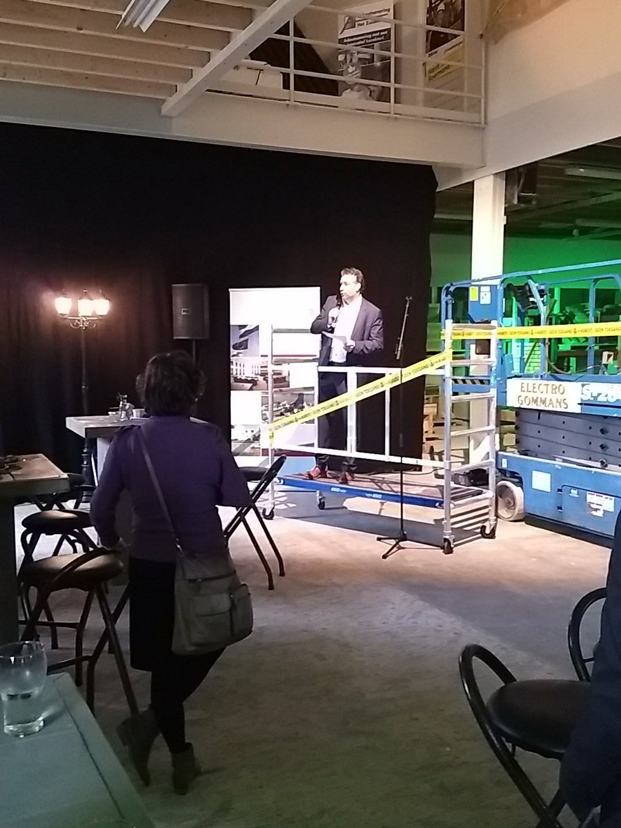IJanssenReinen's tweet photo. Opening van de eerste asbest examenlocatie in Horst, #bouwmensen, gespecialiseerde bedrijven, #gildeopleidingen: trots! https://t.co/fC9IPA1kzc