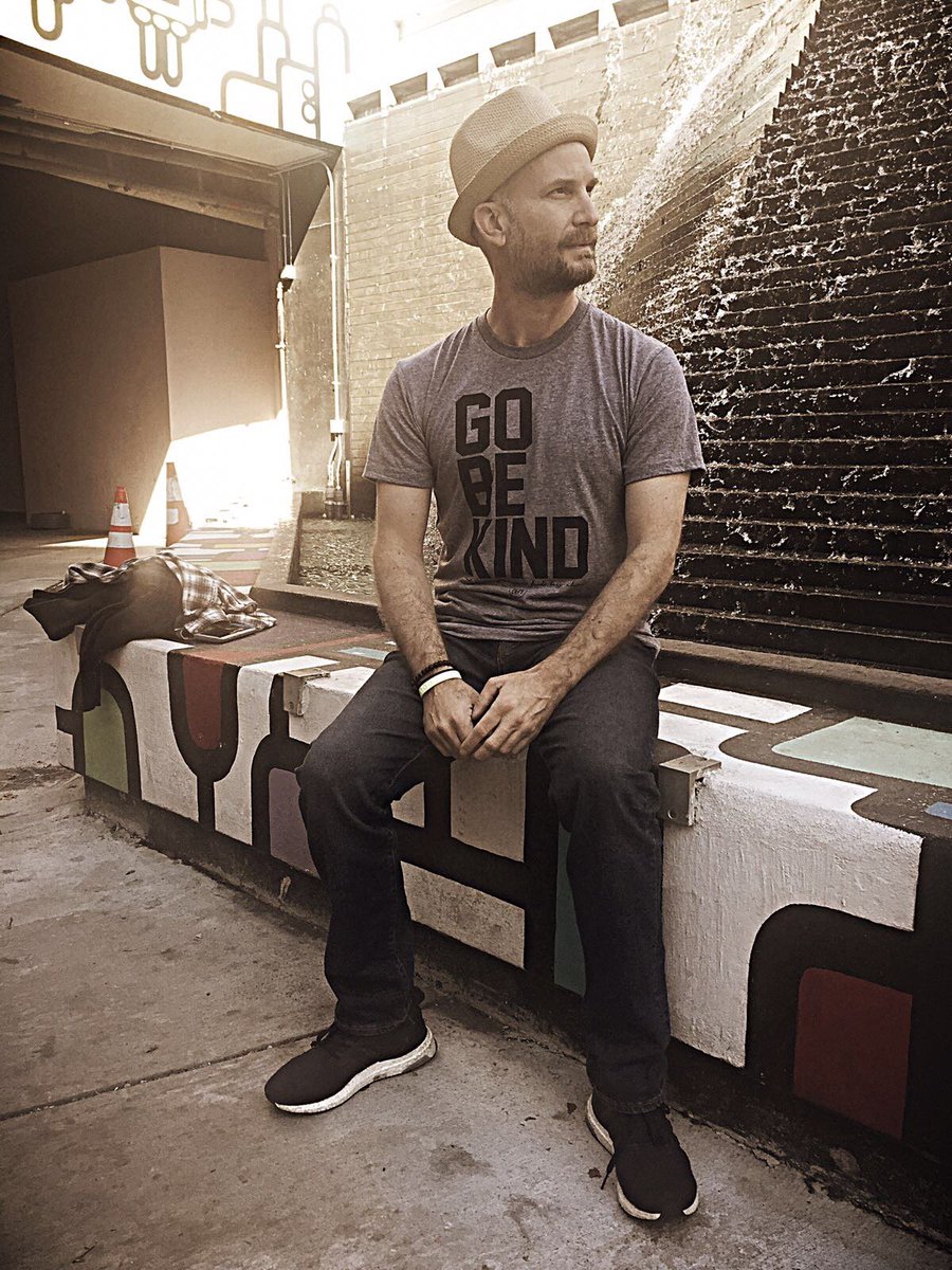 LeonLogothetis's tweet photo. I’ve collaborated with @RefinedCraft to make #GoBeKind shirts, with a portion of proceeds going to @PeaceFirstOrg! https://t.co/o8VEr4VW5e https://t.co/d81YAIGWuA
