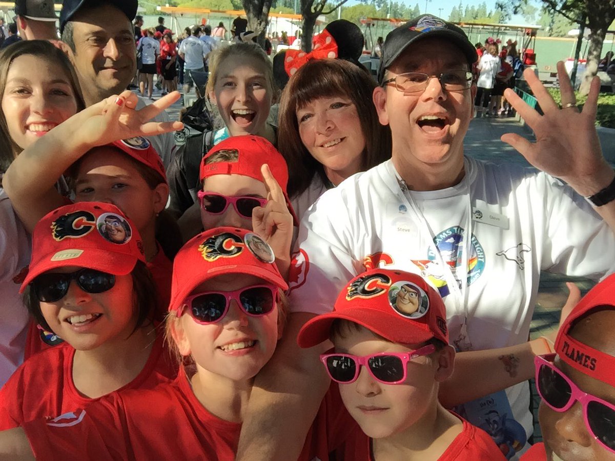 DreamsYYC's tweet photo. #TeamBuzzLightyear #DreamsTakeFlightCalgary #dreamsyyc25 https://t.co/cEbbfnd2iF