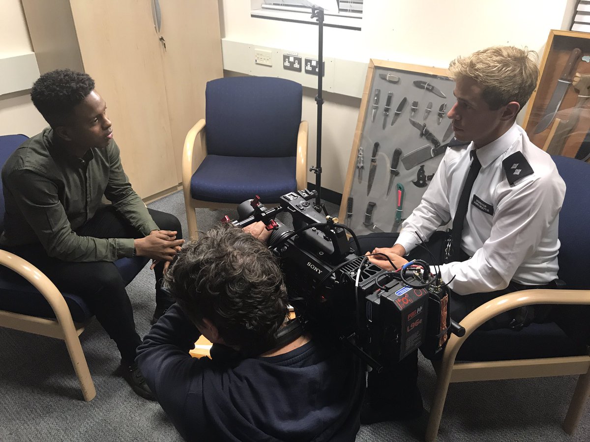 MPSHackney's tweet image. Good to have @Noel_Phillips from @BBC join #GDTeamC for late turn looking @ importance of Stop &amp;amp; Search police powers to protect community