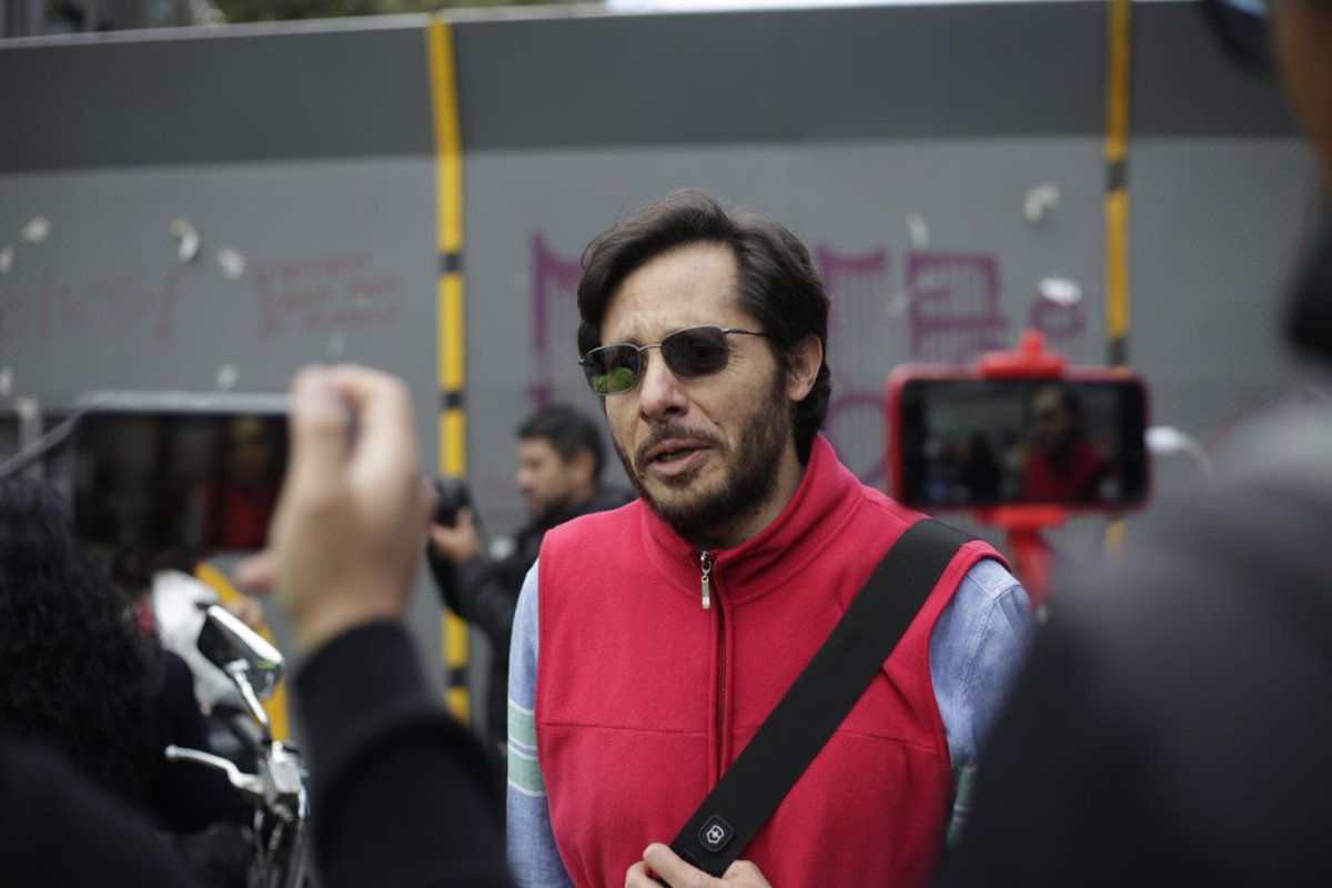 elpoderdelc's tweet image. El peatón🚶y Uber llegaron al mismo tiempo 😱 en el #DesafíoModal 2017