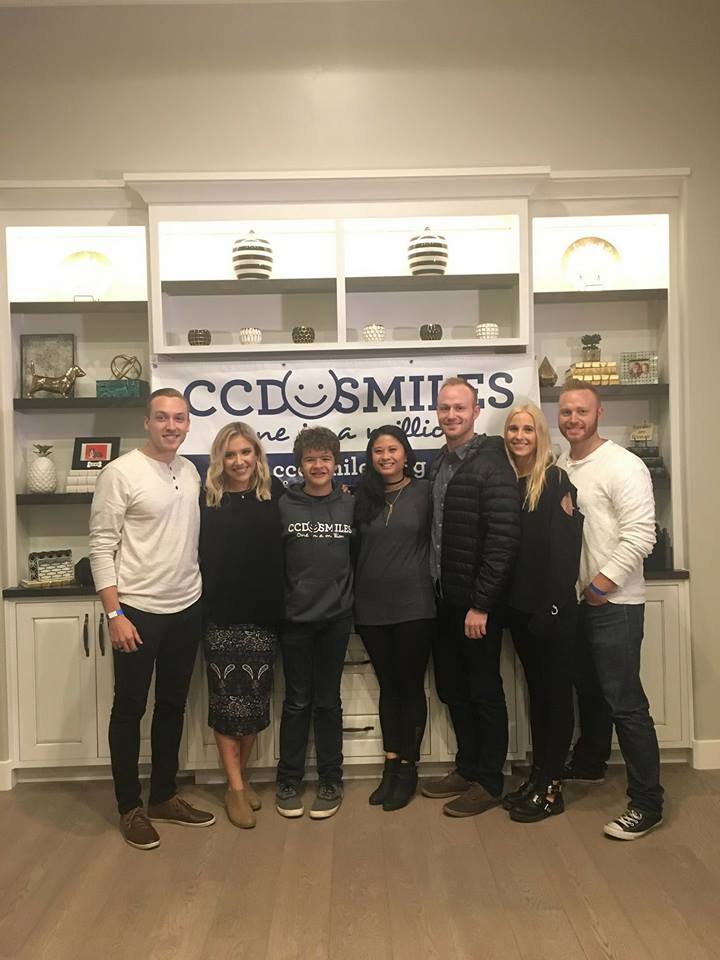 Ratesight's tweet image. Saturday Night part of the team got to meet Gaten Matarazzo from Stranger Things! #ccdsmiles #gatenmatarazzo #strangerthings2 #oct27