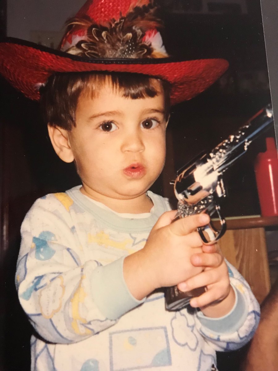 chrizjoseph's tweet photo. 💭jus thinkin...twenty one+ years ago when rootin’ tootin’ cowboy Zack had “guns for hands” https://t.co/zrACwxIRSG