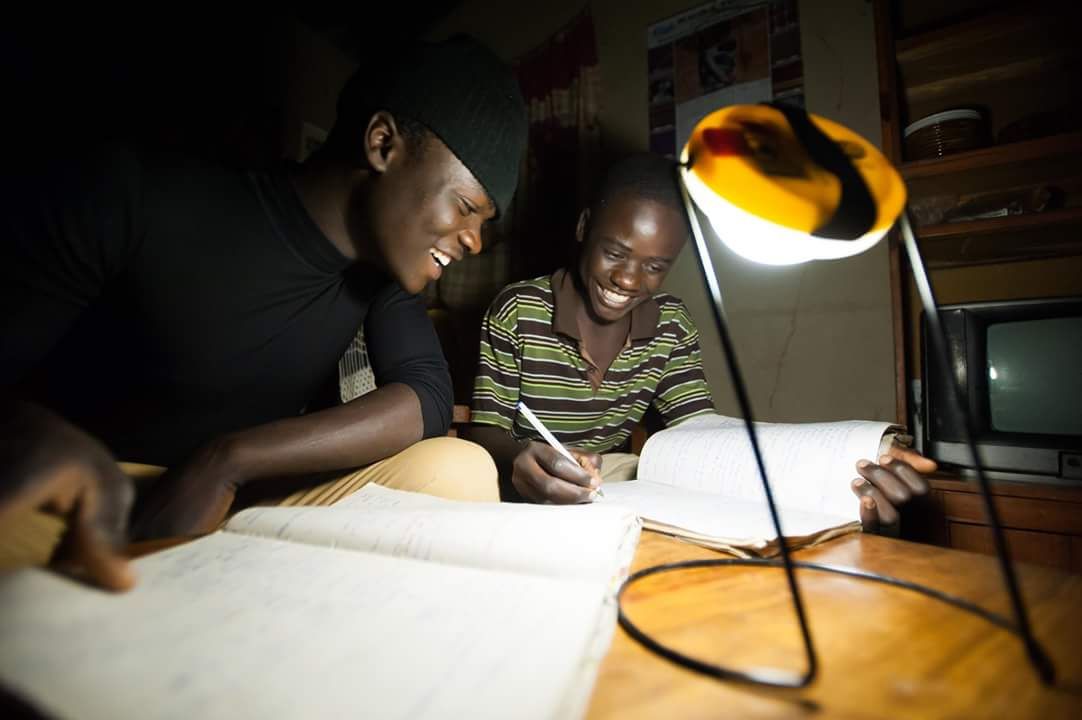 SefuSahm's tweet photo. With Sun King Boom
Your kids can do their homework and revision quite well and relax their minds with music after studies
#FreshCandidate https://t.co/cfeDuUQbKr