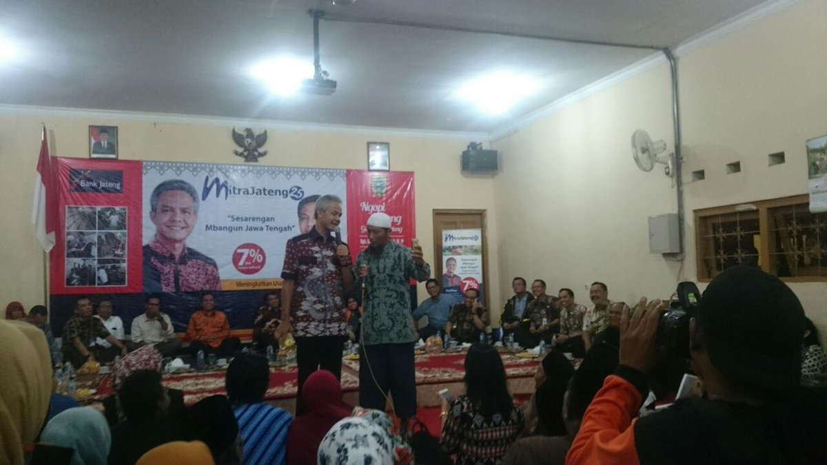 Arra_168's tweet photo. Ngopi Bareng Gubernur Bersama Masyarakat Kab. Pemalang

#DesakuPintar
#JatengGayeng
#GanjarKeDesa https://t.co/UKulv9J6SO