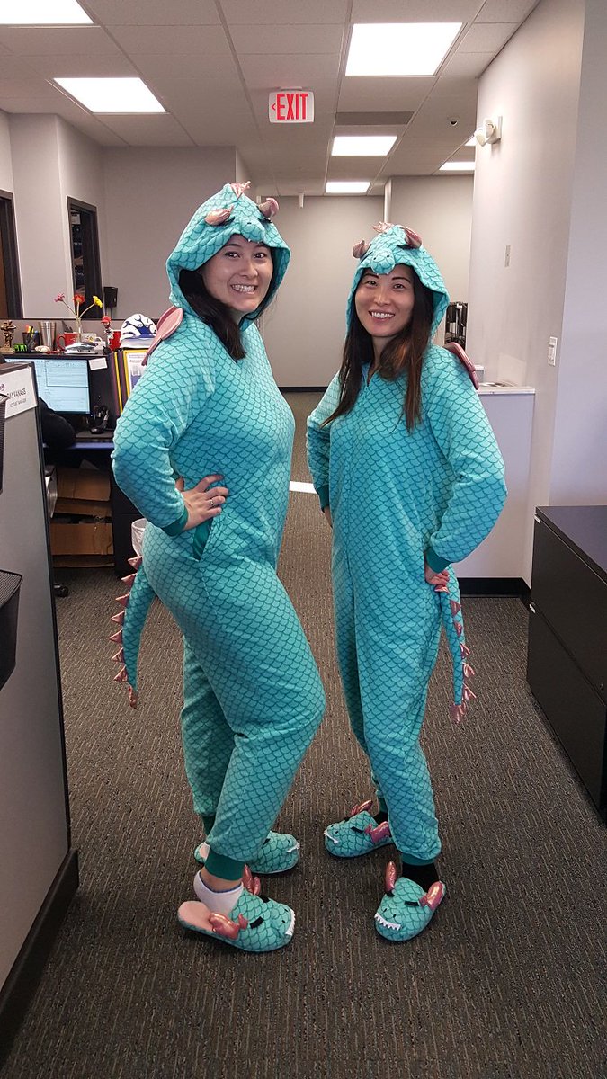 Dons_Johns's tweet photo. #DonsJohns #SpiritWeek Day 3 -- Twin Day! Triplets, Quadruplets, and even Octuplets are acceptable! The winners will be announced later. https://t.co/ow42YsJnnp