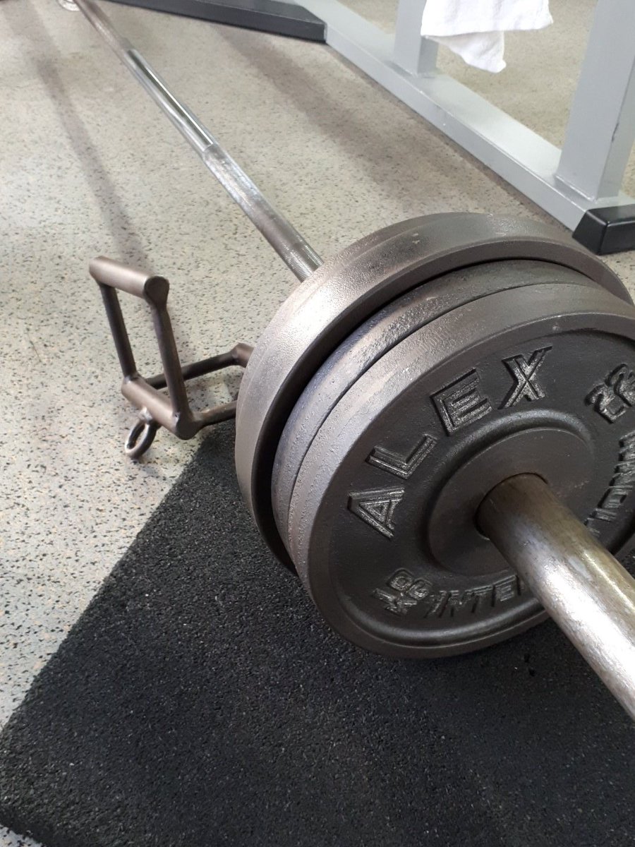 lukasludwigOne's tweet photo. Nach dem unikram erstmal auspowern #trainhard ✌ https://t.co/Y7qcvyh8h5