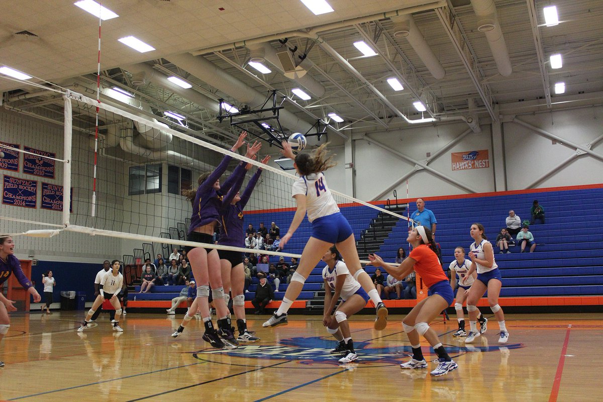 nphawks's tweet photo. Which play do you think was the best of the last 2 weeks? Get your votes in by noon! #NPHawks #PlayoftheWeek

VOTE: https://t.co/rWNKbgaNgU https://t.co/LVHE2OqfsT