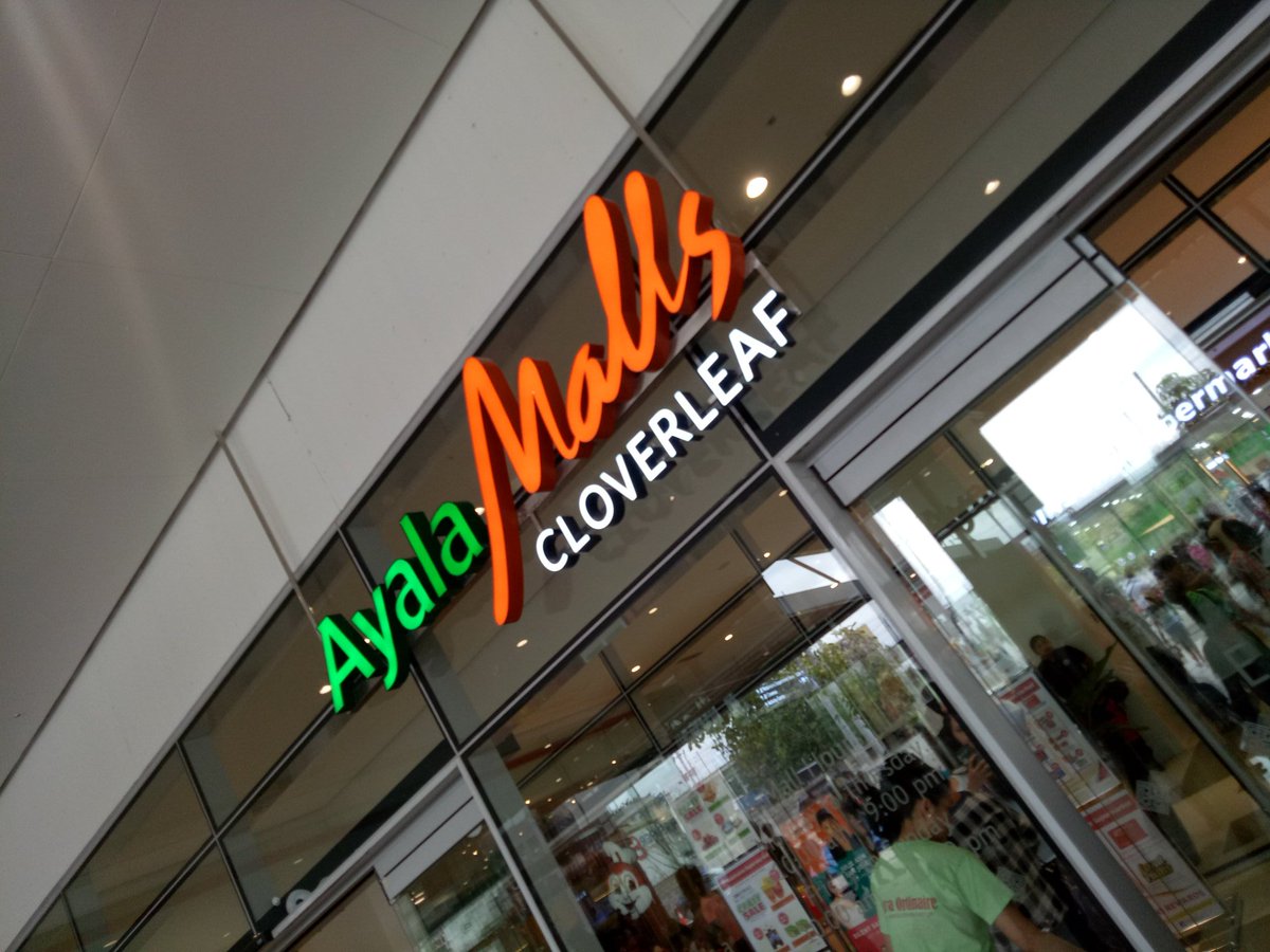 marygracekhu's tweet photo. Happy Grand Opening to #AyalaMallsCloverleaf π Today's #FestivalOfStars featured Total Performer, #DarrenEspanto π #MARYGRACEvents #MGhosts https://t.co/i7QdxpyFoE