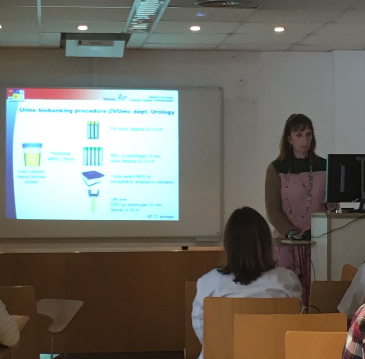 Proteomics_CNB's tweet photo. Clinical Proteomics with a focus on cancer. Connie Jiménez.
Head OncoProteomics Laboratory,
VUMC-Cancer Center Amsterdam.  #ICPC #INIBIC https://t.co/Ss4c51EtVr