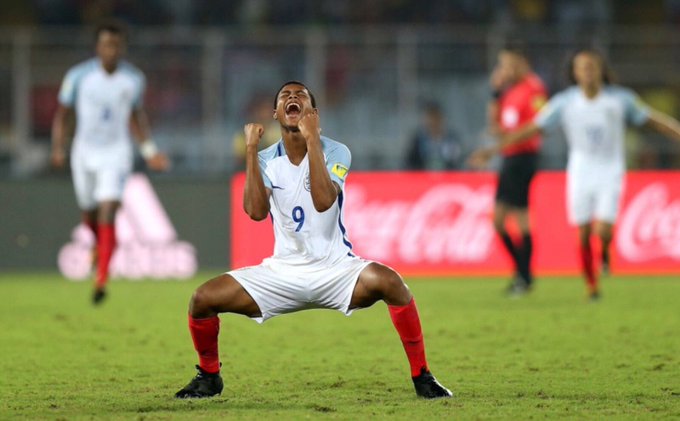 View image on Twitter