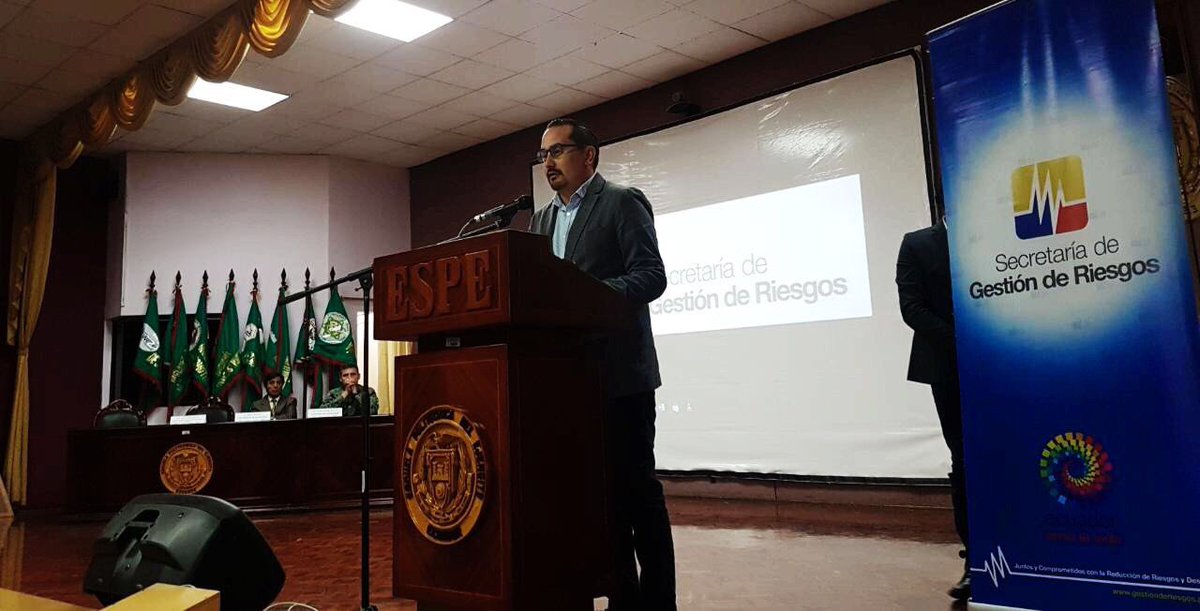 Riesgos_Ec's tweet photo. Por el Día Internacional para la Reducción de Desastres, #SGR organiza el foro "Hogar seguro, hogar", Una mirada desde nuestro territorio, en la Universidad de las Fuerzas Armadas | #Latacunga #Cotopaxi #DIRD2017 https://t.co/Z0KB2WdmJn