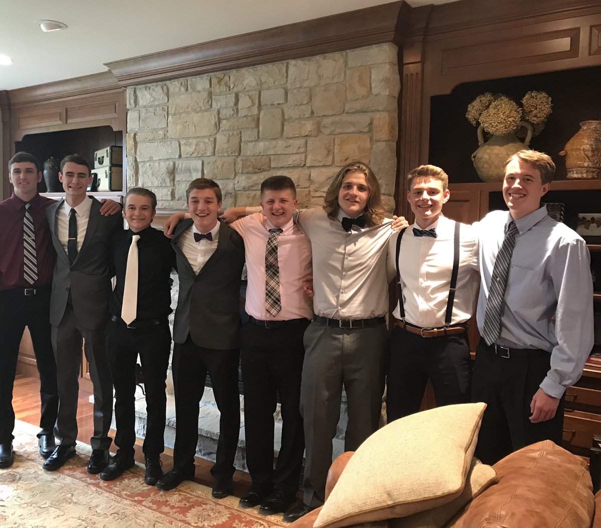 KMat517's tweet photo. Huge Happy Birthday goes to my prom date, golf partner and bf since 4th grade! #kyletime #alsotylertimebutonlyfortodaysodontgetcocky @TTRUP https://t.co/rIdjV8z9fR