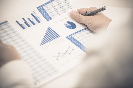 inBestia's tweet photo. Nuevo » Una startup española lanzará uno de los primeros Fondo de Inversión en Apuestas Deportivas regulado del… https://t.co/b0mkI6jhcS https://t.co/dtcvrkRGpk