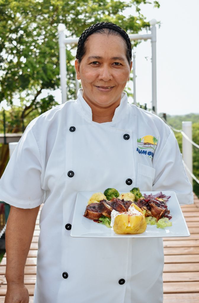 Rumors10's tweet photo. Because we know you deserve only the best, we go the extra mile for you.

#Belize #RumorsResort #Lunch  #Chef #Instagood #Love #foodlovers https://t.co/PW7T05KjdP