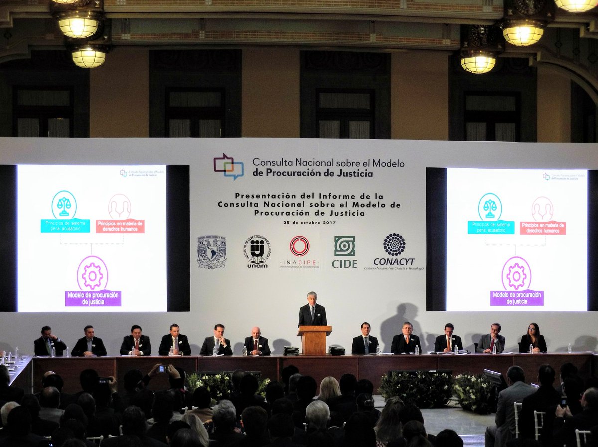 ModeloJusticia's tweet photo. Pedro Salazar, Dir. @IIJUNAM, @GLaveaga, Dir. @INACIPE y @slayllon, Dir. @CIDE_MX, explican resultados de la Consulta #ConstruyamosJusticia https://t.co/fgh6tQd0kR