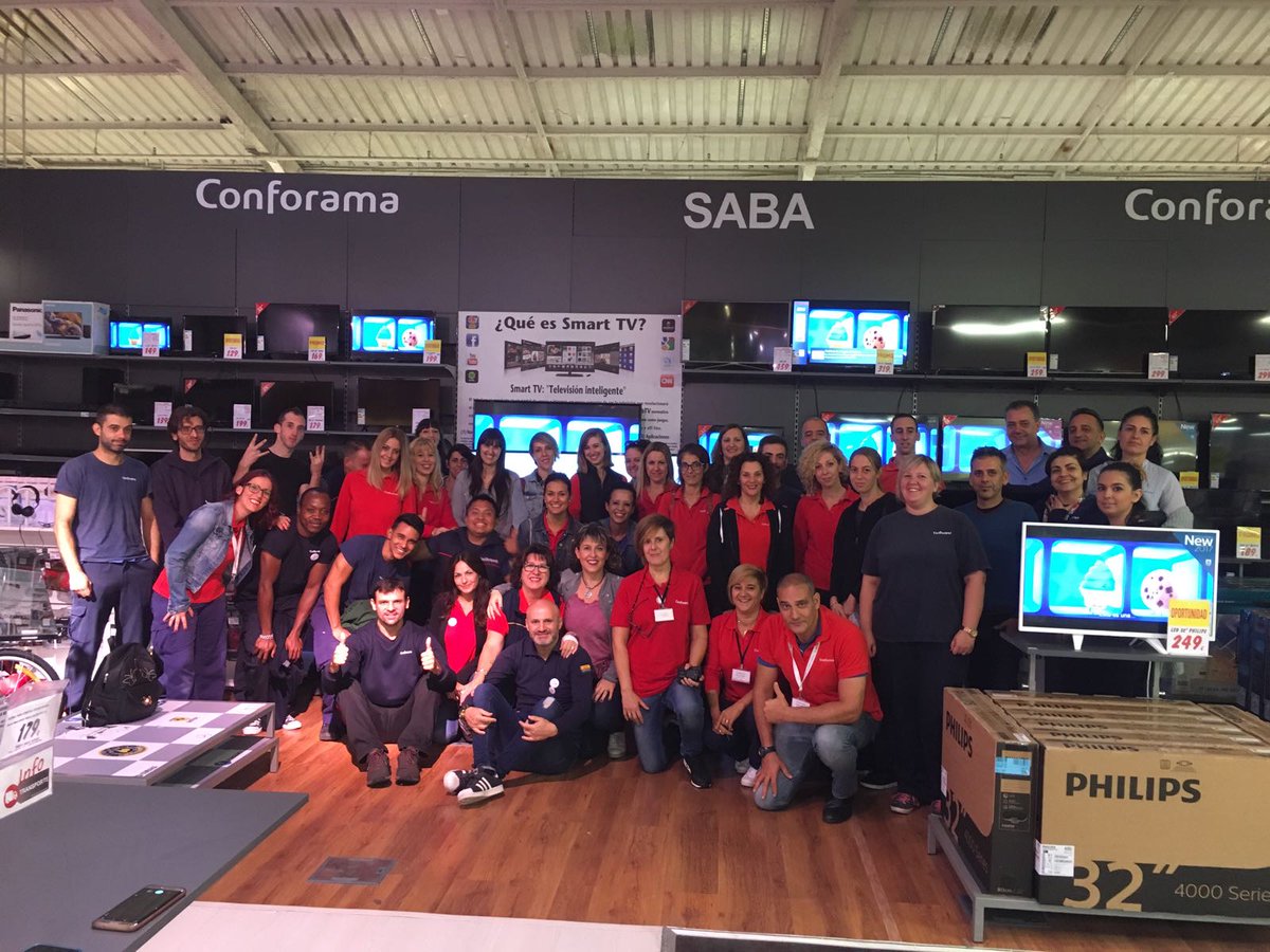 Medycsa's tweet photo. Estreno del programa Consalud en @Conforama_ES. Hoy @lorev_g ha llevado el #mindfulness a Palma de Mallorca!! 💪💪💪 https://t.co/7ptKtsuIRY