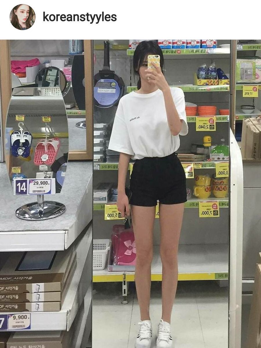 少女n まだ全然最終目標の46キロには程遠いけど もう既に達成後が楽しみすぎる 絶対美脚になって足長い細いモデル みたいスタイル良すぎって会う人会う人に褒められるに決まってる 早く黒いワンピースで脚出しておフェロしたいしゆるっとニットにスキニー 少女n まだ全然最終目標の46キロには程遠いけど もう既に達成後が楽しみすぎる 絶対美脚になって足長い細いモデル みたいスタイル良すぎって会う人会う人に褒められるに決まってる 早く黒いワンピースで脚出しておフェロしたいしゆるっとニットにスキニー