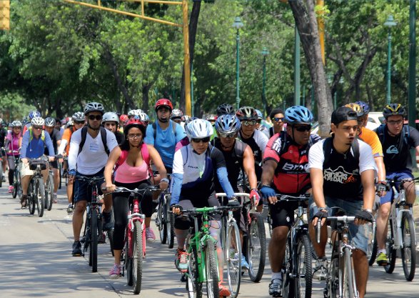 Integrar la #Bici y el 🚌 permite a los ciclistas evitar situaciones peligrosas en el tráfico. ➕beneficios para la ciudad #BicicletaEsCiudad