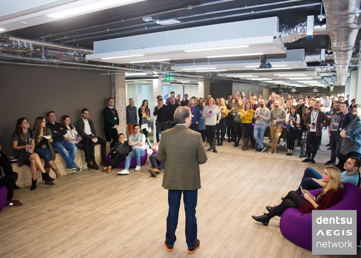 CaratIreland's tweet photo. A busy day for everyone in Carat. Hello from our new office on Haddington Road! https://t.co/MgYQX6BWRT