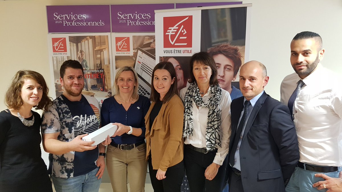 AnneSoGenin's tweet photo. Félicitations l'Heureux gagnant du Salon du Jeune et du Logement @CE_RhoneAlpes Partenaire avec #Umij Merci Les Essarts @CE_RhoneAlpes https://t.co/R5XBrSXpkf
