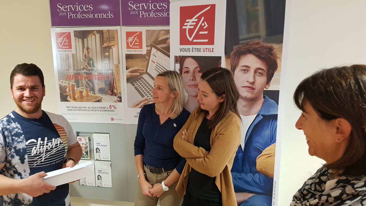 AnneSoGenin's tweet photo. Félicitations l'Heureux gagnant du Salon du Jeune et du Logement @CE_RhoneAlpes Partenaire avec #Umij Merci Les Essarts @CE_RhoneAlpes https://t.co/R5XBrSXpkf