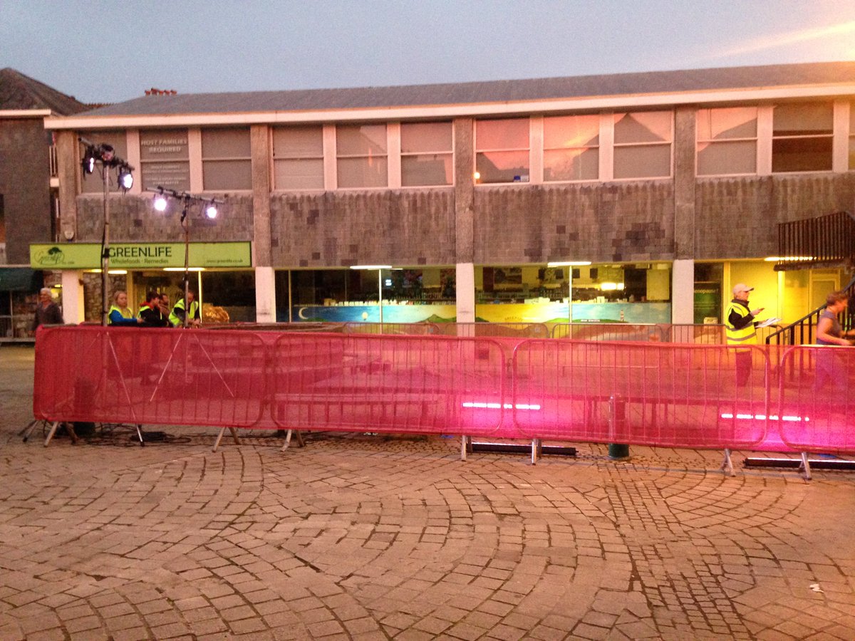 djceventpower's tweet photo. @GoldenIris67 Festival #totnes - 2x Generators, 8x VT1, Anti Climb Fencing &amp; Pedestrian Barriers, Event Loos &amp; Fire Trolleys, PA &amp; Lighting https://t.co/oV55JNq0Wu
