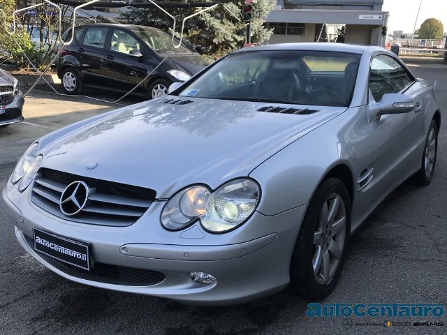 AutocentauroIT's tweet image. MERCEDES Sl 350 Cat del 2003, € 16.700  (Km 150000)  goo.gl/CbYdNV #Autocentauro #Mercedes #ClasseSl