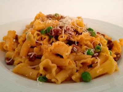 10. Campanelle• Simply Better than gigli• tighter florets actually hold ingredients• prone to overcooking• a friend to the humble pea