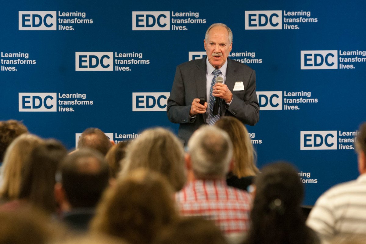 EDCtweets's tweet photo. Hawkins: our struggle is to bond young people to the 'positive opportunity structure.' Promote bonding, connectedness, attachment. #MassTAPP https://t.co/MTrZA3wPd9