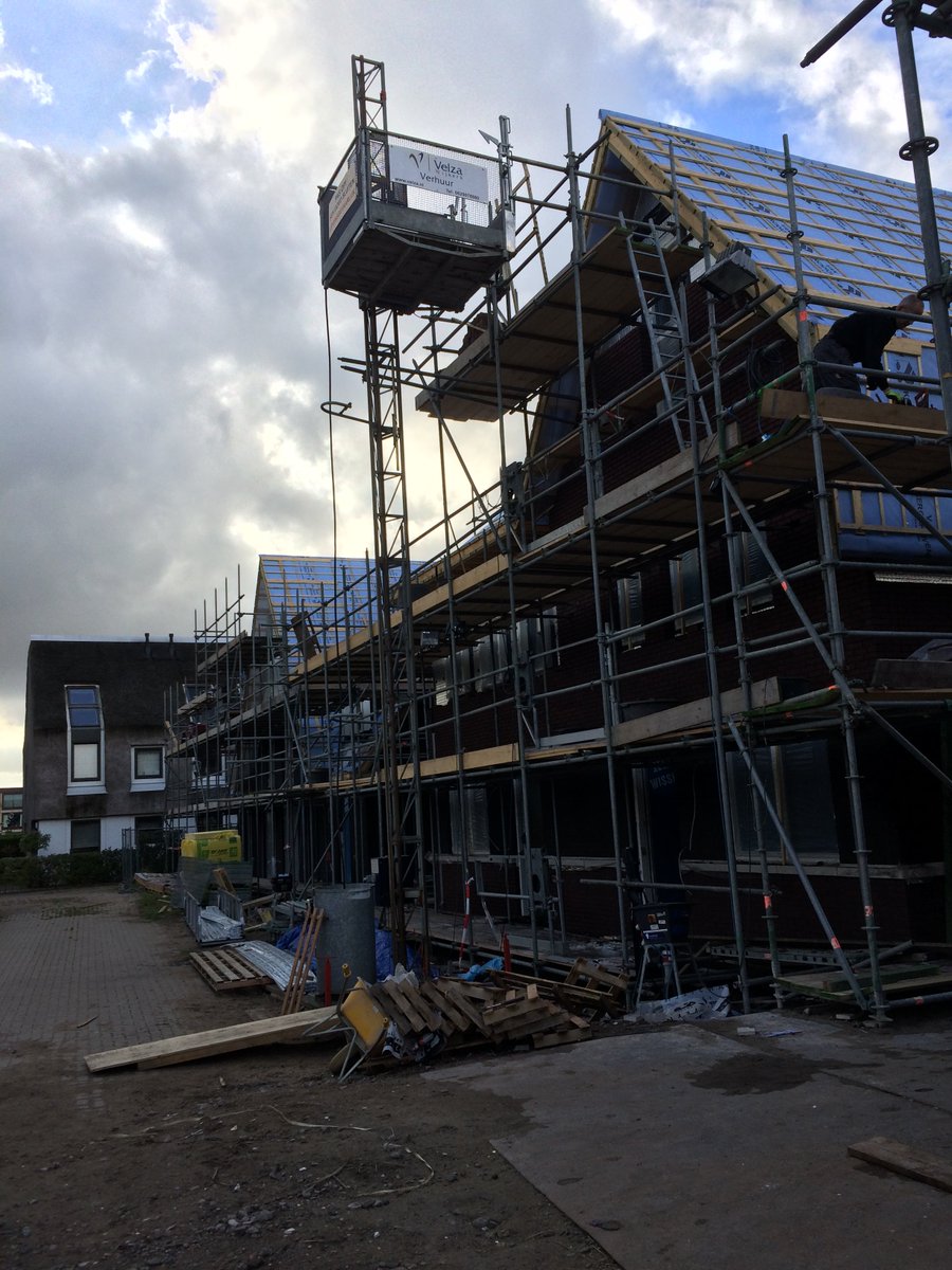 Allerlaatste woningen #Blauwhoed en #Aalberts in #Blaricummermeent volop in aanbouw! Nog meer diversiteit voor het rijke pallet aan woningen