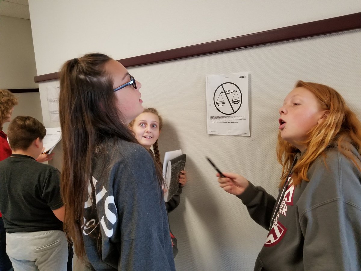 HeatherKlos's tweet photo. Ss doing a gallery walk in order to master their learning 🎯 #KlosHistoryRocks #LearningWithMovement #collabration #RCMSHistory @RCMSCowboys https://t.co/3Nj9BiX0Ag