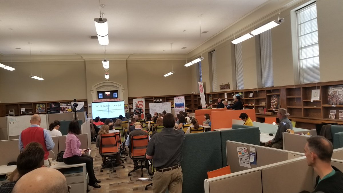 JohnMierzwa's tweet photo. Packed house @FatPipeABQ for our weekly #startupfix @1MillionCupsABQ. https://t.co/rav6w4BBYL