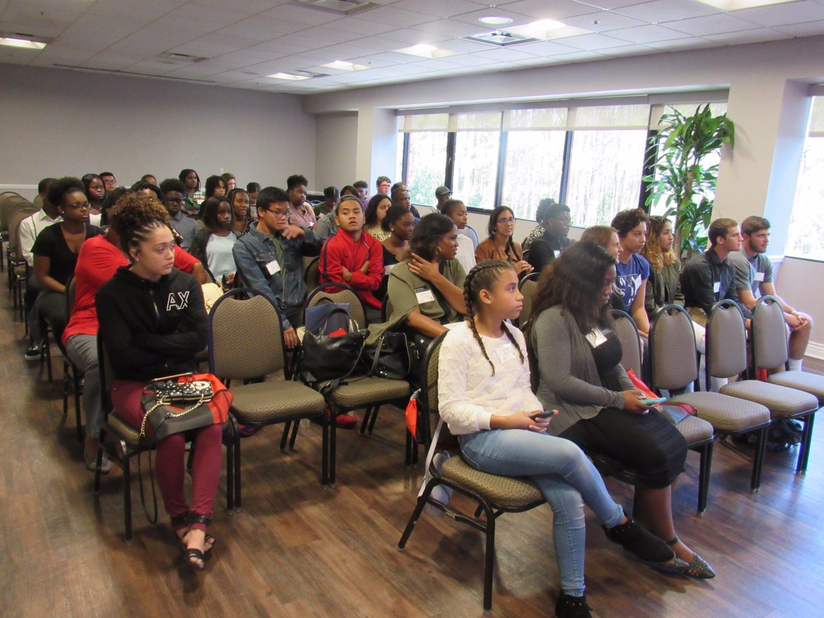 ucfProjectREACH's tweet image. Last weekend was the FL TRiO Student leadership Conference, where students learned the ins and outs of college #ucf #TRiOprograms #GoKnights