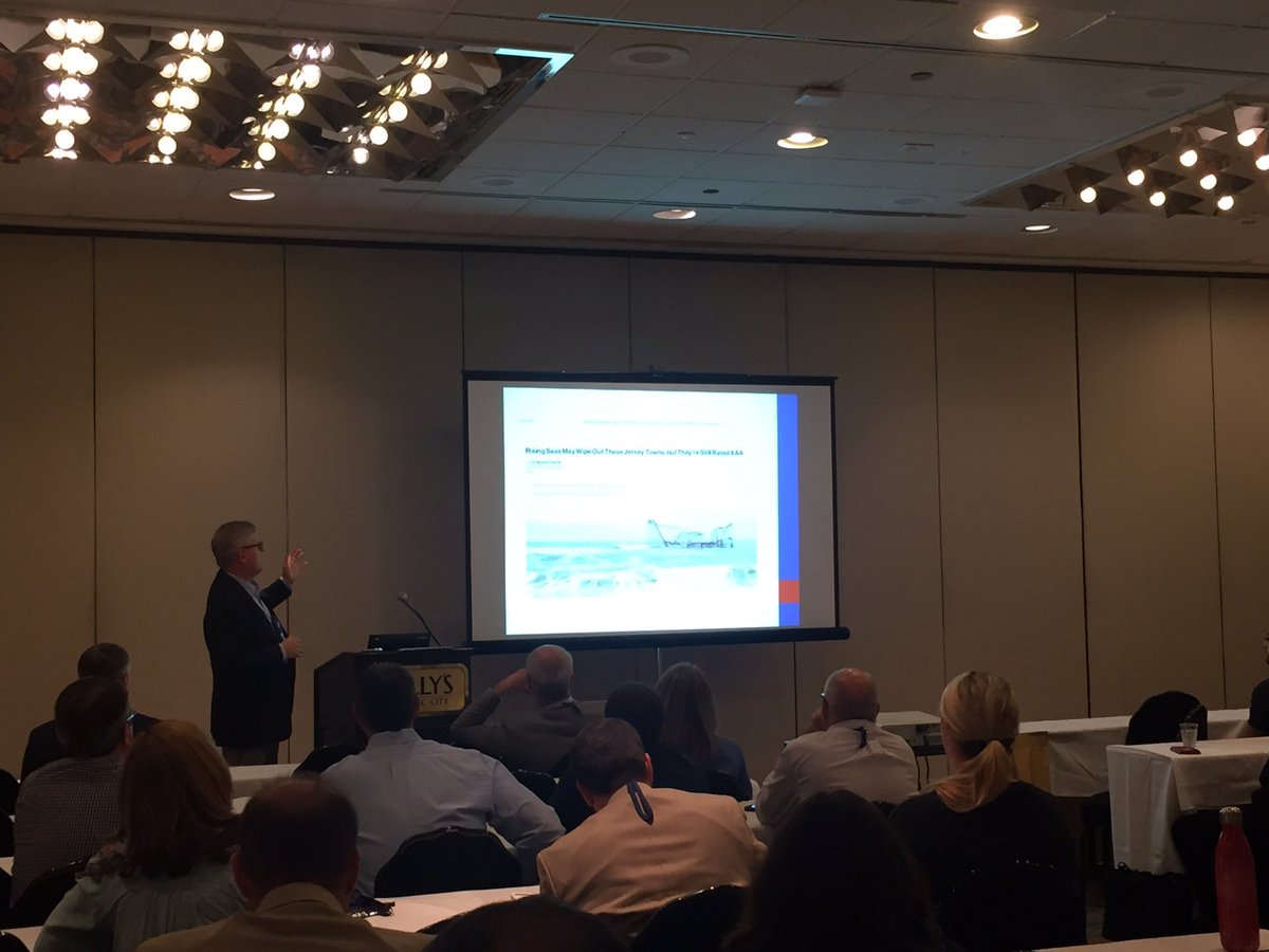 Penn_MES_MSAG's tweet photo. #NJAFM2017 John Miller MES student and flood guru talking about his capstone. https://t.co/rWmjyi0Y5r