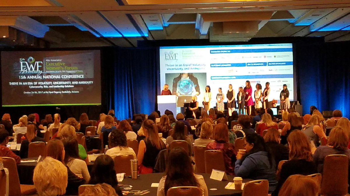ewfdsgglobal's tweet photo. EWF INI Fellows at the EWF 15th Annual National Conference #ewfusa #womeninstem #womenintech https://t.co/VD396qFdzX