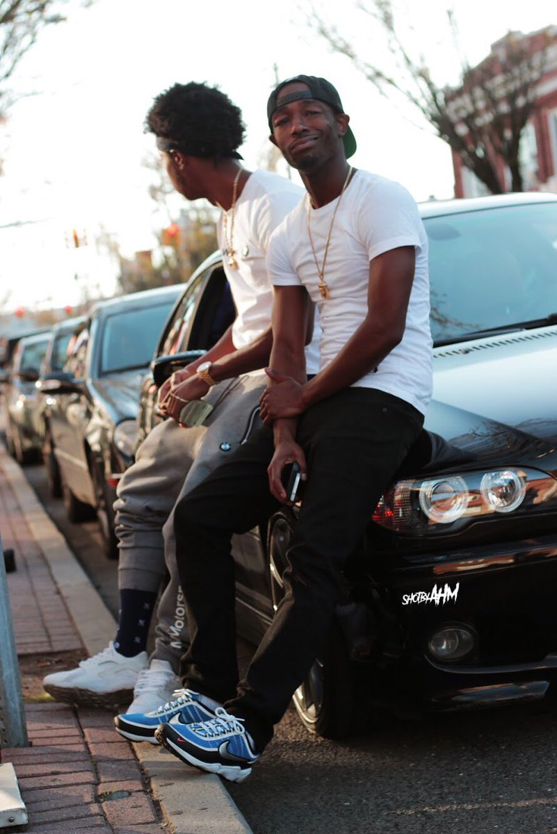 BrokeBoyLord's tweet photo. THEY GONE SEE HOW WE COMING 😡 #THINKBROKE SHOT BY @AHmProduction https://t.co/DwtWGnDzWN