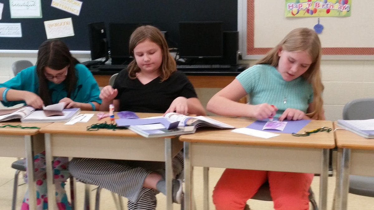 MrsZink136's tweet photo. #Science #EWAUBU #movablearms #Workinghard https://t.co/PuogL5fwNA