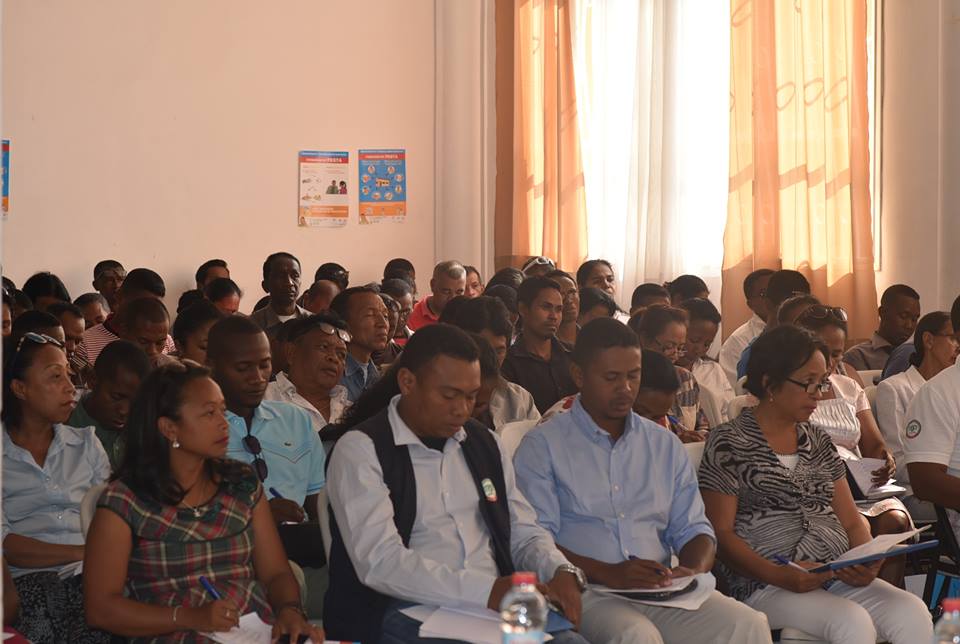 Formation des Responsables Santé Scolaire des DREN pour la mise en place du protocole de gestion de la #saison_pesteuse au niveau des écoles