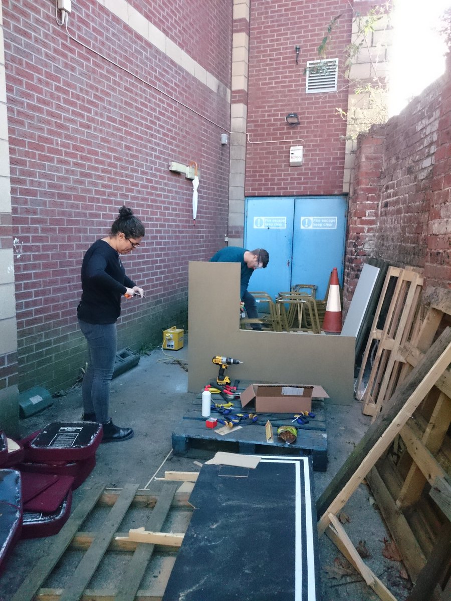 SSoA_Umbrella's tweet photo. We've set up shop at @theatredelishef and are starting to build! Lots of old theatre equipment to repurpose... #LPSheff @SSoA_news https://t.co/tyg5RSbrOz