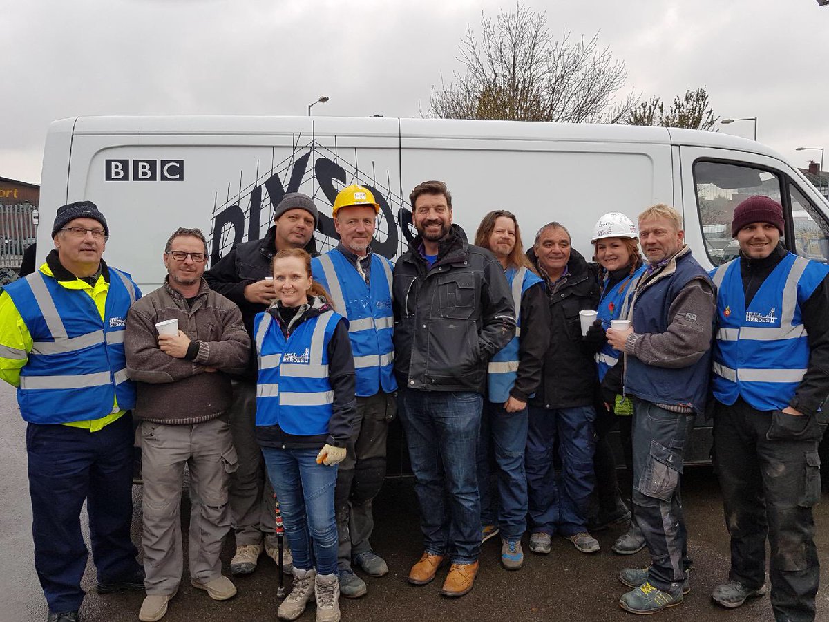 hull4heroes's tweet photo. The 8th November there's a very special episode of @DIYSOS Manchester Veterans Street. This is the street that inspired H4H, it's a must see https://t.co/cNhVzaC1WC