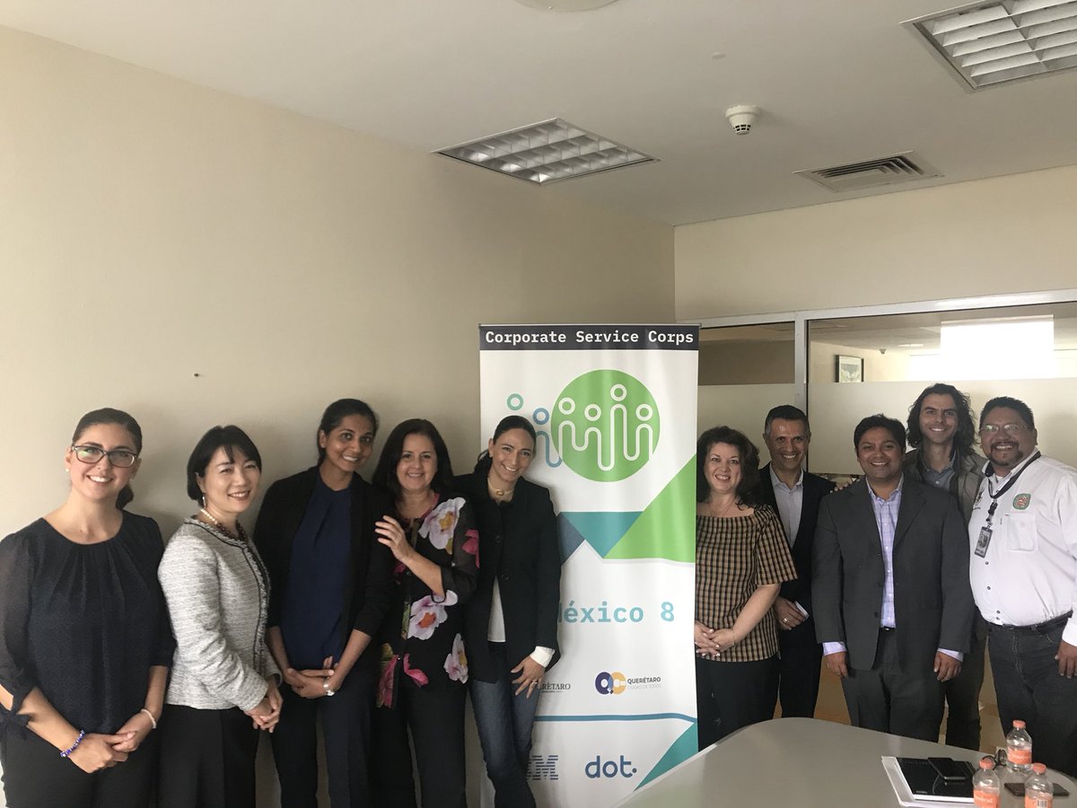 pdeleonbe's tweet photo. #CSCMex8 team @QroMunicipio #tourism promotion #discoverSRJ 1st presentation done. Excellent work team #Community impact with @citizenIBM https://t.co/piWmNDTYnA