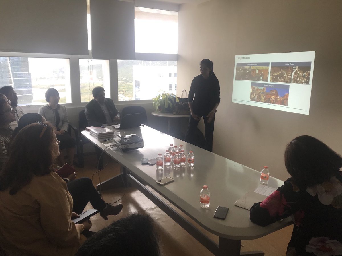 pdeleonbe's tweet photo. #CSCMex8 team @QroMunicipio #tourism promotion #discoverSRJ 1st presentation done. Excellent work team #Community impact with @citizenIBM https://t.co/piWmNDTYnA