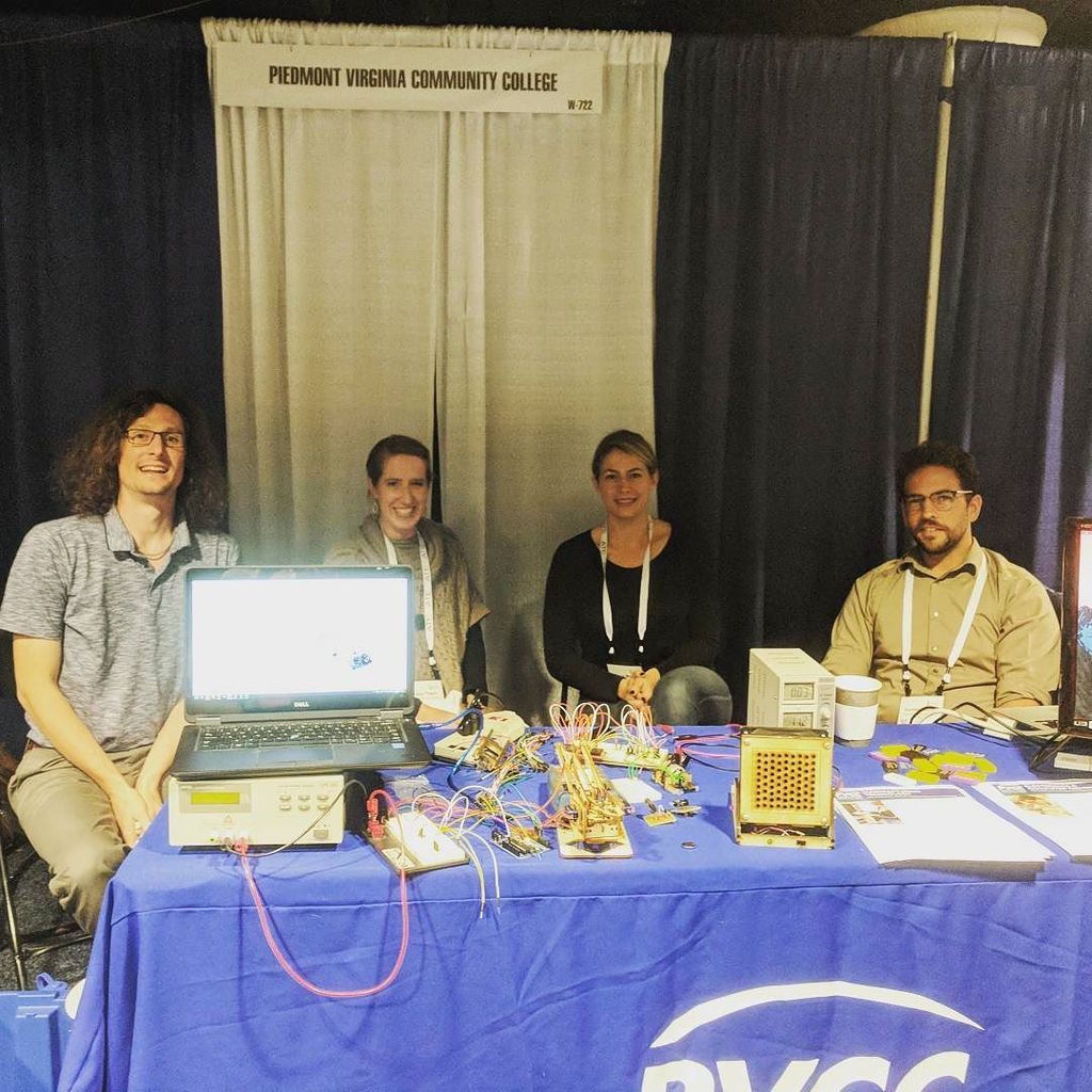 ebredder's tweet photo. Hanging out at #2017atepi w @ericahmo2 and gang sharing prjcts @piedmontvacc https://t.co/y5HQADUKkp