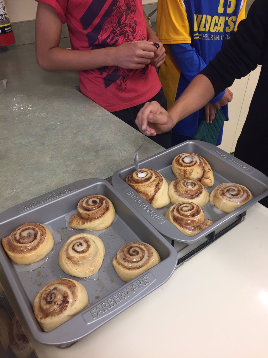 MsMCleary's tweet photo. So proud! Cinnamon rolls from scratch. 3 days and 15 steps later @HesterJrHigh #FACS #mathinthekitchen #8thgrade https://t.co/ucfdaODtzo