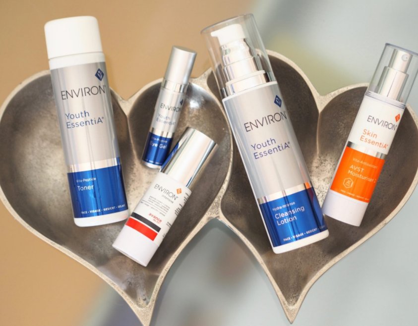 EnvironUK's tweet photo. @AmbarinaHasan talks about her #100dayreset results using @EnvironUK"the best 'results-driven' facial I've ever had" https://t.co/ZqmoZCiX0n https://t.co/2HrXOloR1e