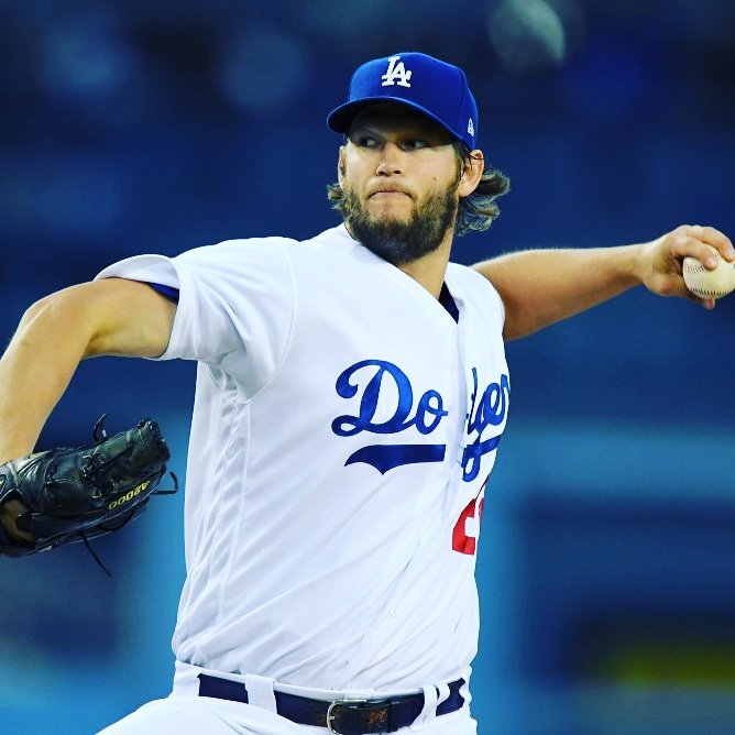 hut_glaze's tweet photo. Dodgers are up!

https://t.co/w0LWlIki8x https://t.co/0nUgonP9CD