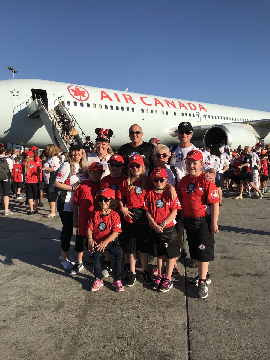 DreamsYYC's tweet photo. #TeamThumper #DreamsTakeFlightCalgary #dreamsyyc https://t.co/09nZgQejV5