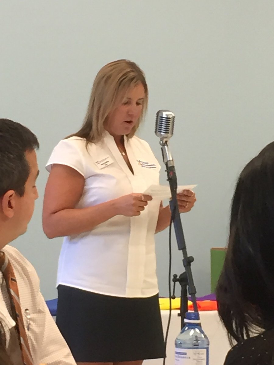 CapitolSupport's tweet image. Meeting new faces and learning all about @ClassicDryclean!!  #networking